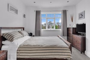 Photo 21- click for photo gallery